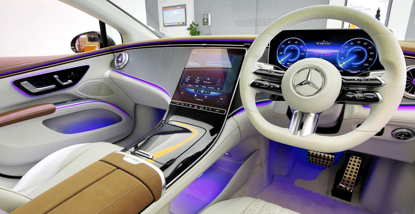 High-quality materials, state-of-the-art driving assistance systems and a design that sets standards in every respect.