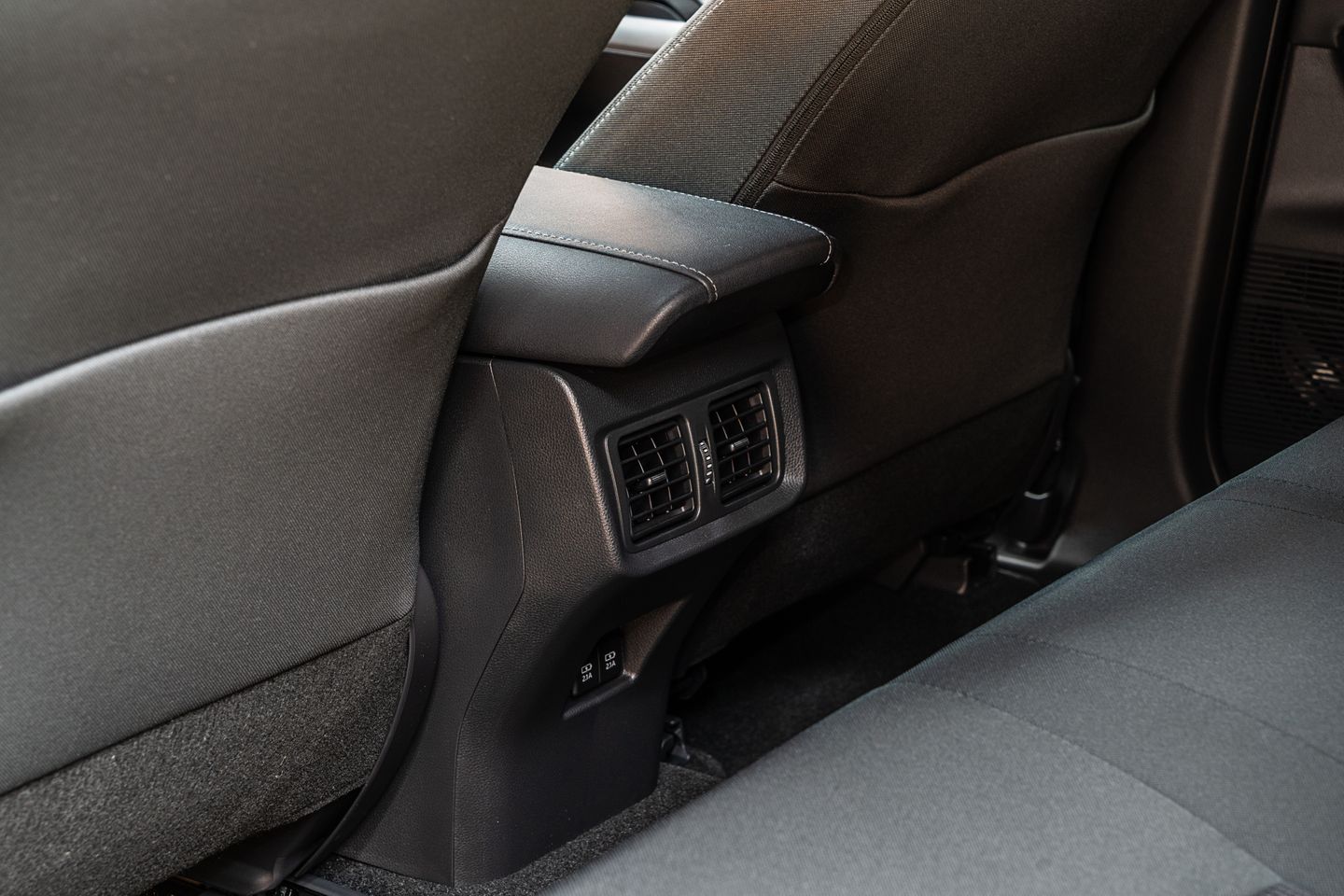 Rear Air Conditioner