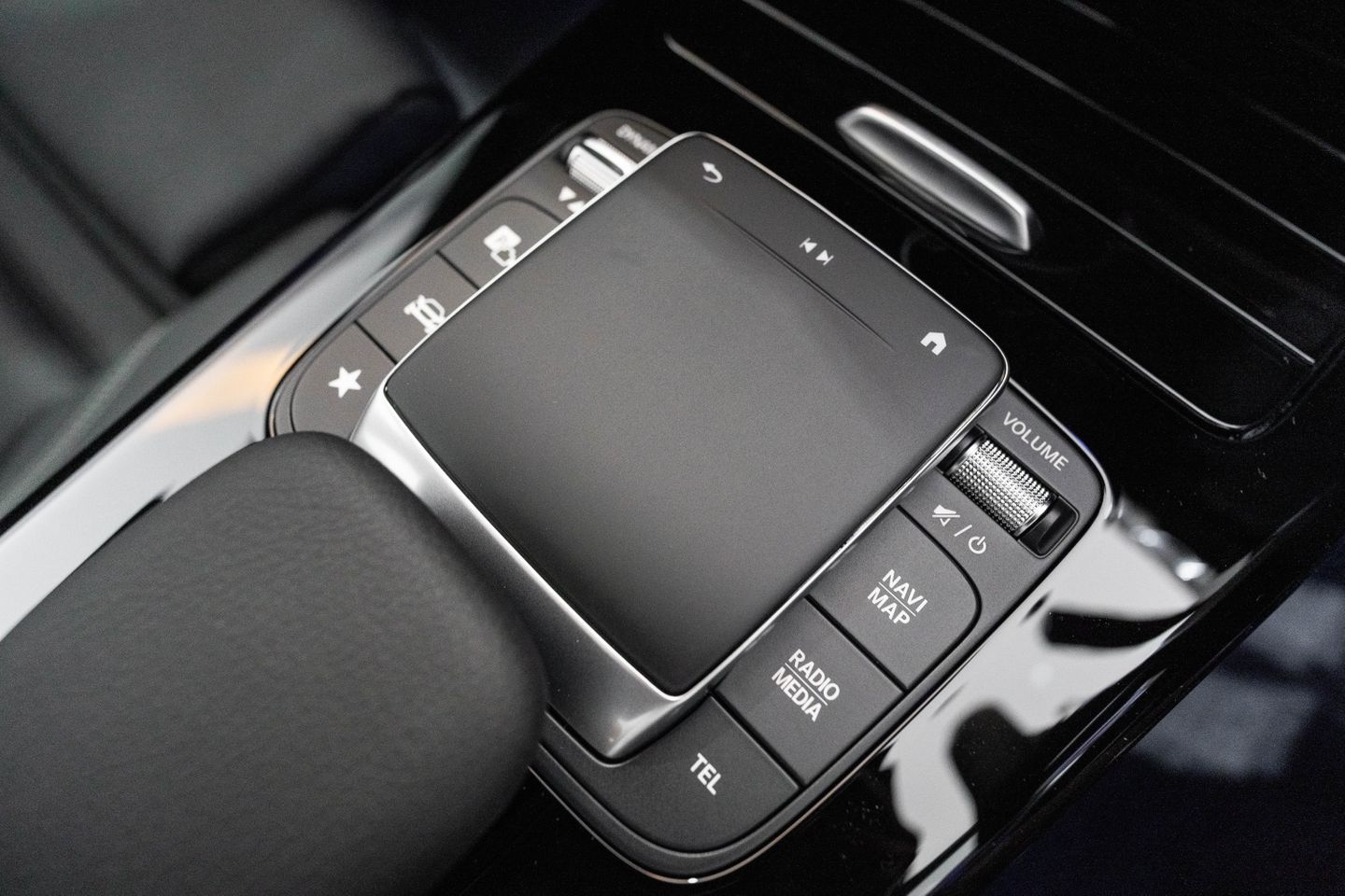 Touchpad On Centre Console