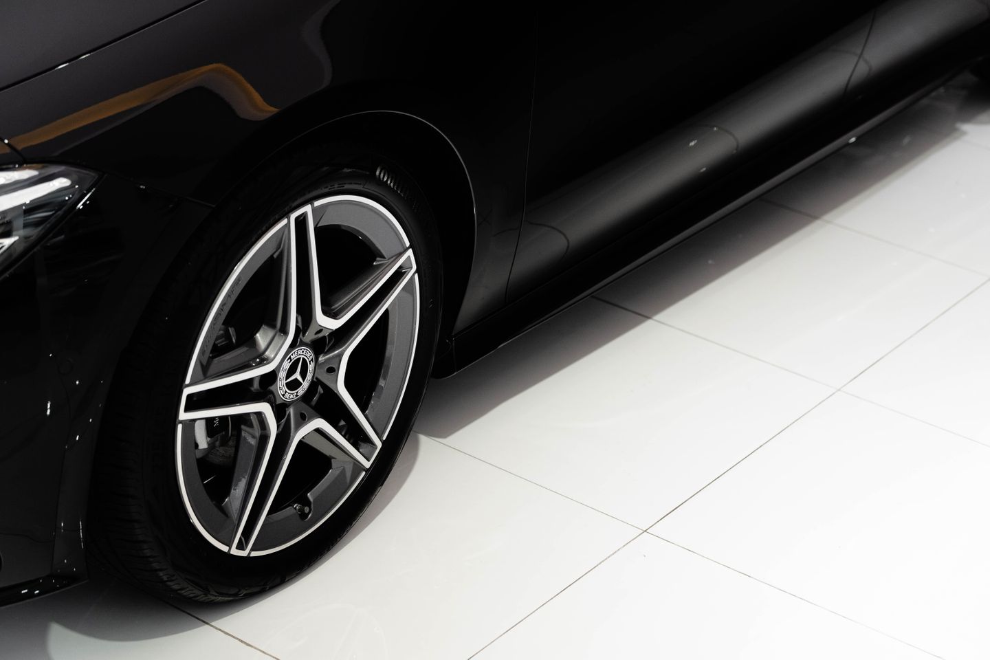 18" AMG Alloy Wheels