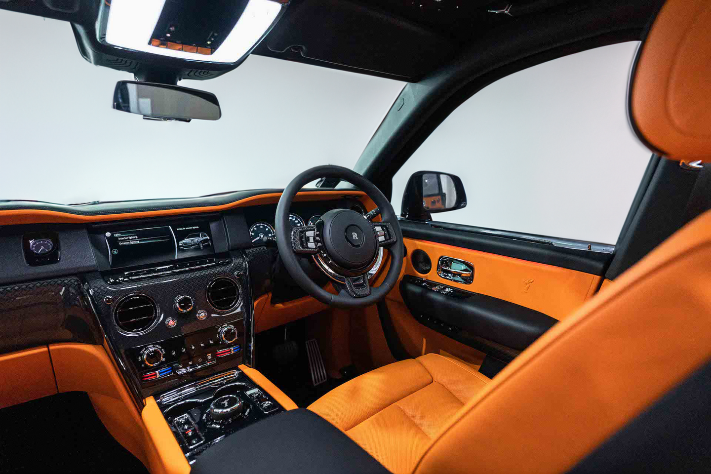 rolls-royce-cullinan-car-choice-singapore