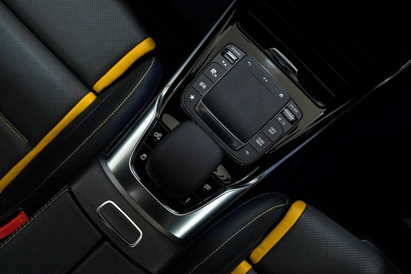 AMG DYNAMIC SELECT