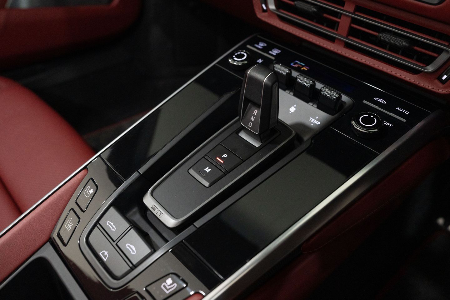 8-speed Porsche Doppelkupplung (PDK)