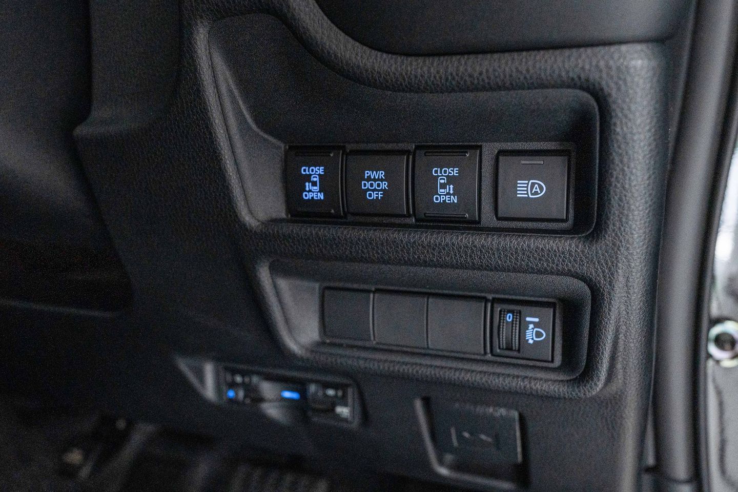 Dual Power Sliding Doors