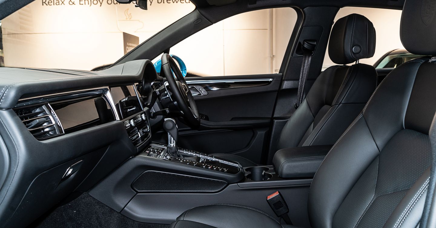 High Resolution Instrument Cluster