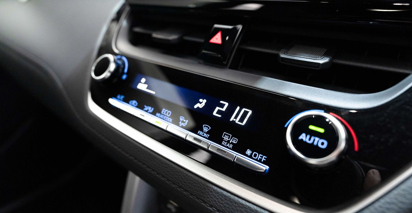 Auto air conditioner