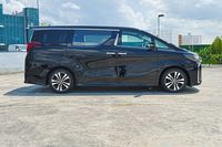 toyota-alphard-25a-s-c-package-moonroof-car-choice-singapore