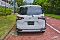 toyota-sienta-15a-g-car-choice-singapore