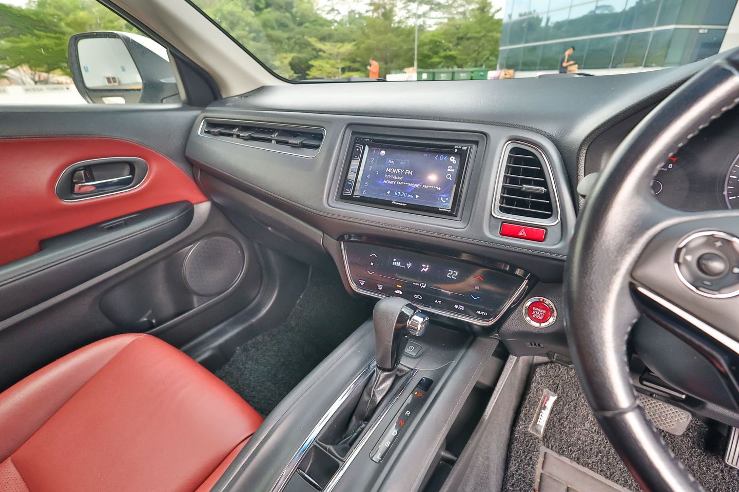 honda-vezel-15a-x-new-5-yr-coe-car-choice-singapore