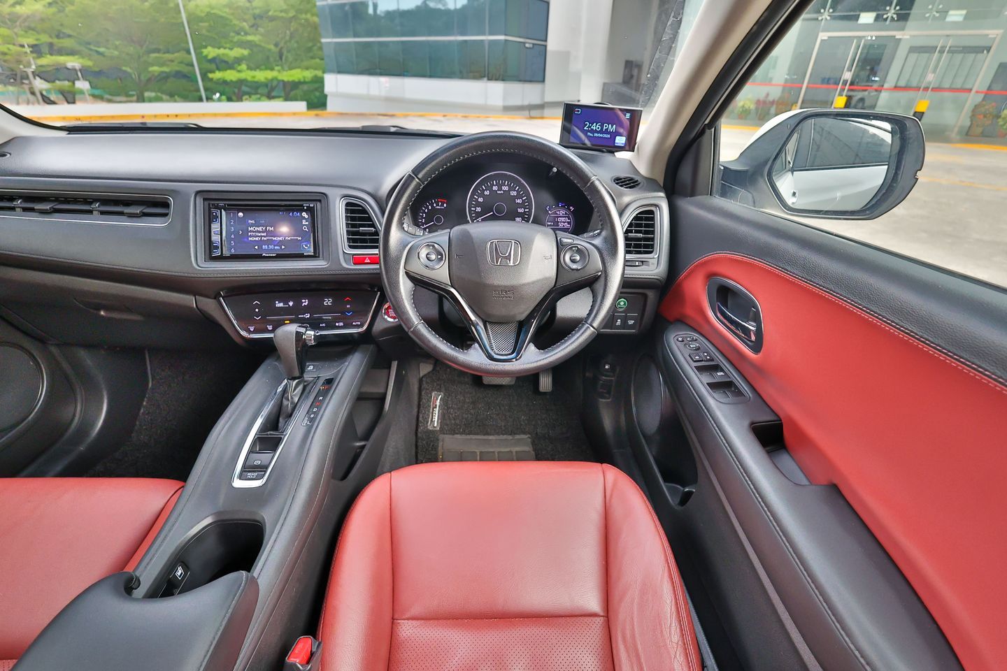 honda-vezel-15a-x-new-5-yr-coe-car-choice-singapore
