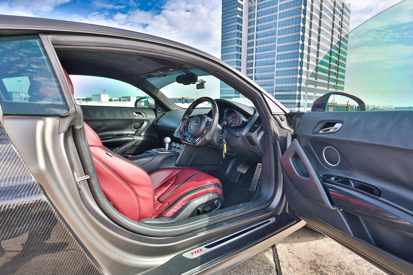 audi-r8-52a-fsi-quattro-r-tronic-coe-till-012030-car-choice-singapore