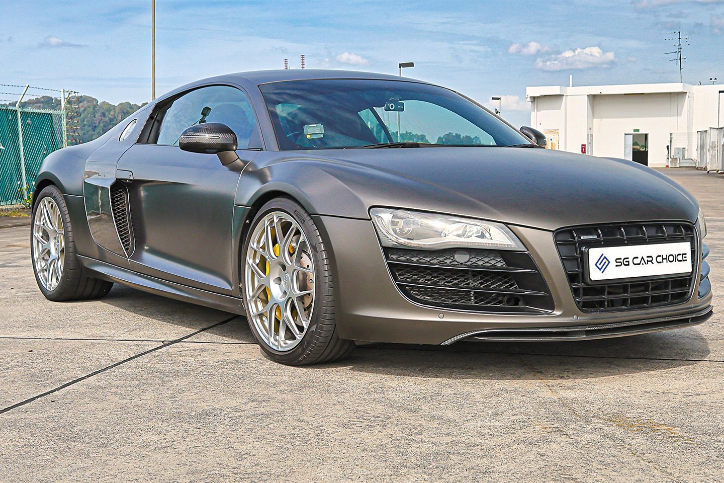 audi-r8-52a-fsi-quattro-r-tronic-coe-till-012030-car-choice-singapore