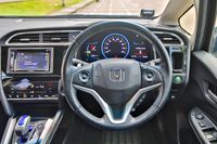 honda-shuttle-hybrid-15a-x-honda-sensing-car-choice-singapore