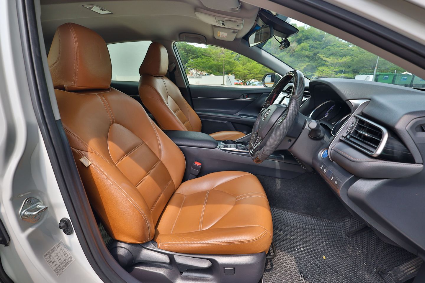 toyota-camry-hybrid-25a-ascent-car-choice-singapore