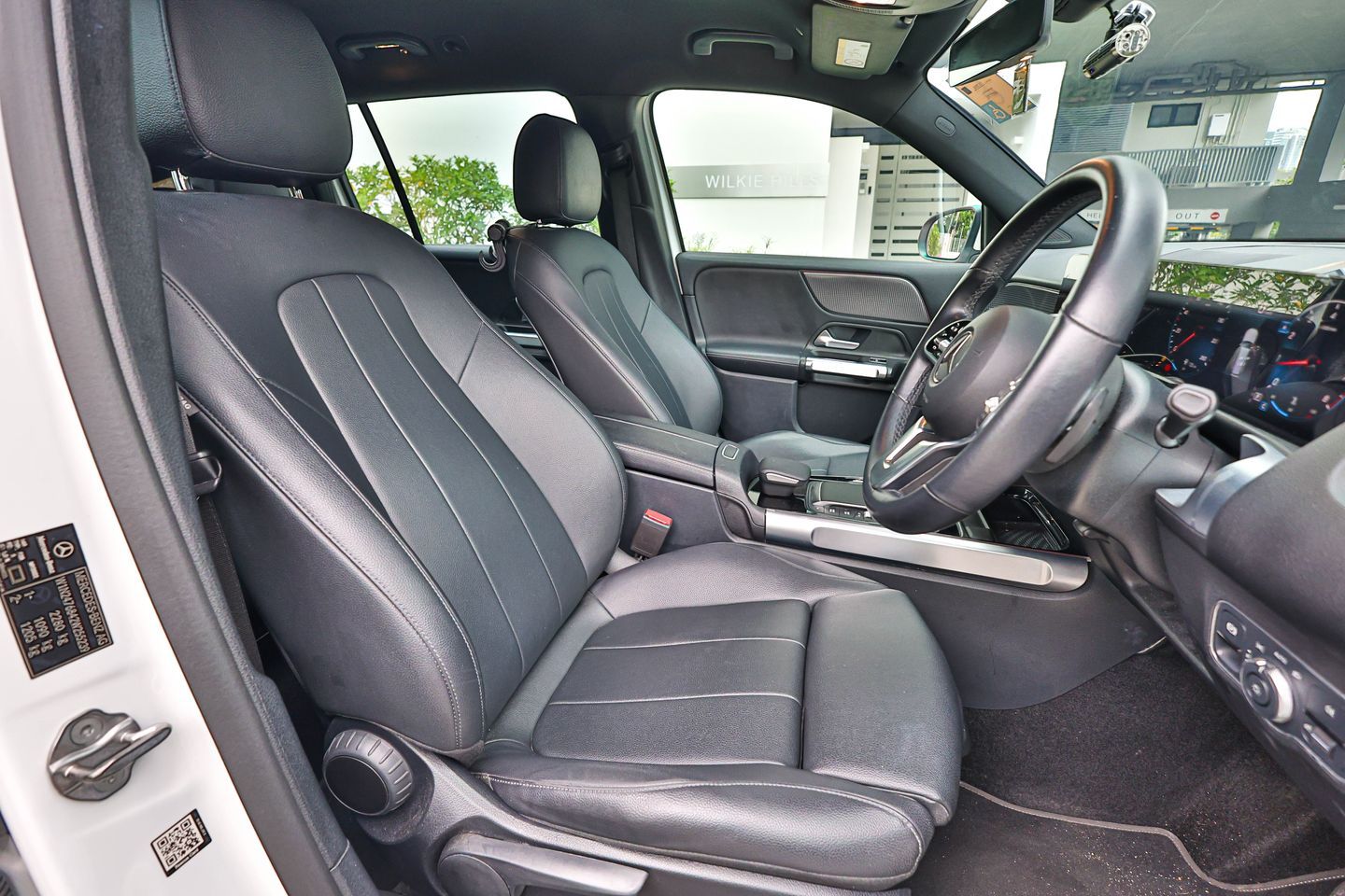 mercedes-benz-glb-class-glb180-progressive-7-seater-car-choice-singapore