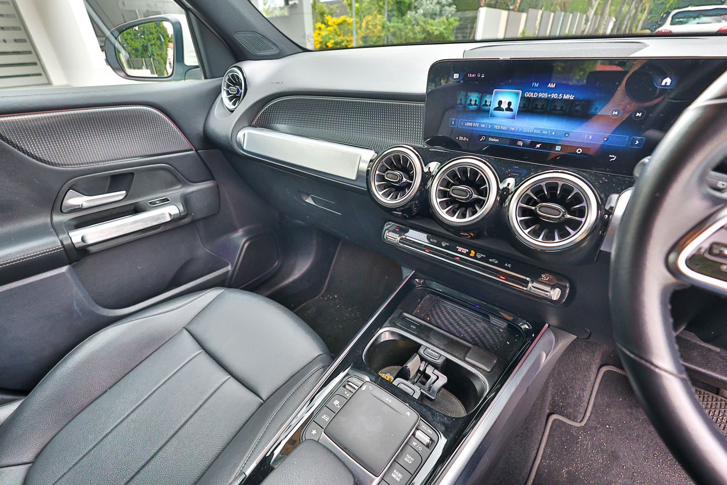 mercedes-benz-glb-class-glb180-progressive-7-seater-car-choice-singapore