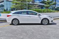 hyundai-i40-wagon-20a-sunroof-car-choice-singapore