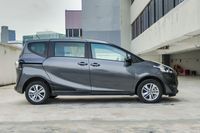 toyota-sienta-15a-standard-car-choice-singapore
