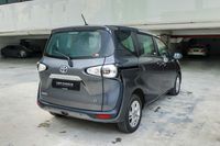 toyota-sienta-15a-standard-car-choice-singapore