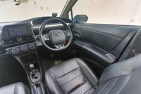 toyota-sienta-15a-standard-car-choice-singapore