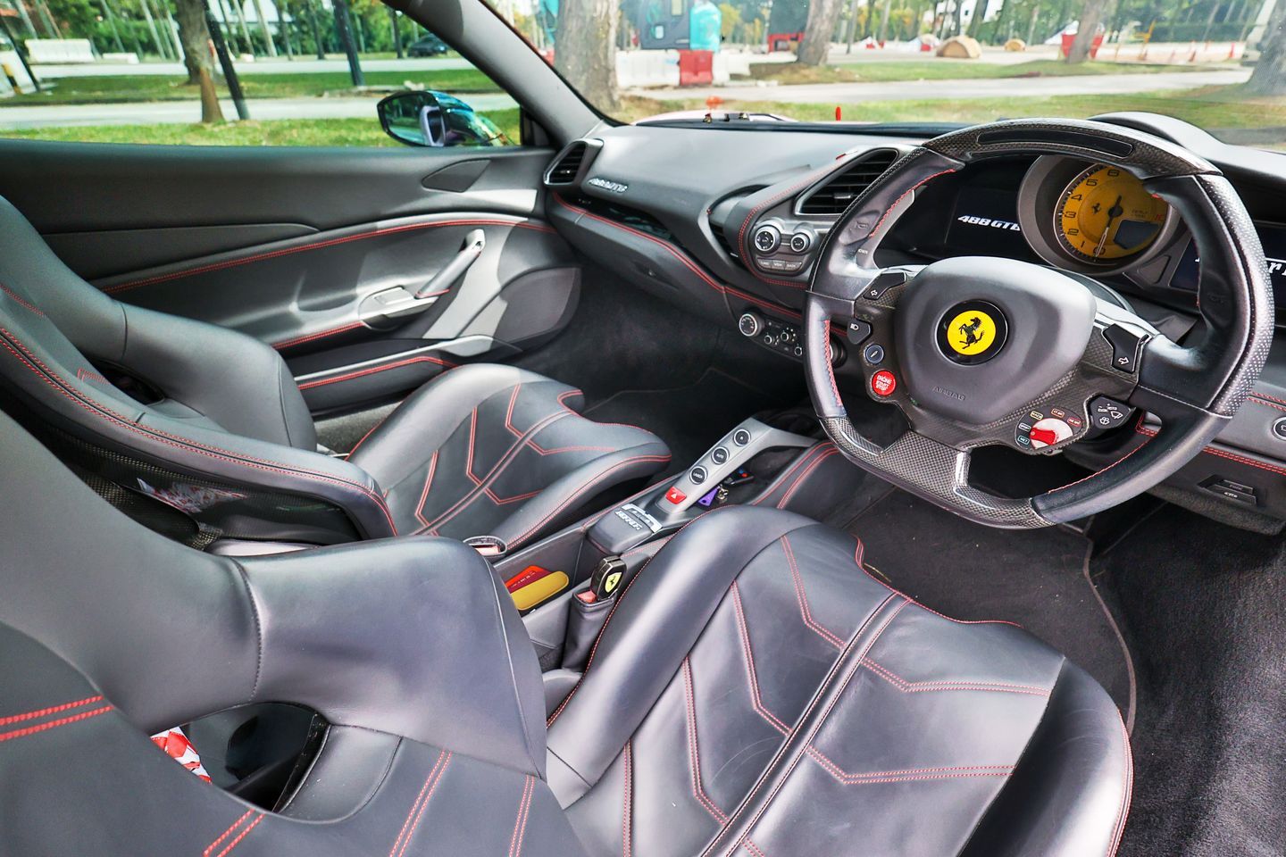 ferrari-488-gtb-car-choice-singapore