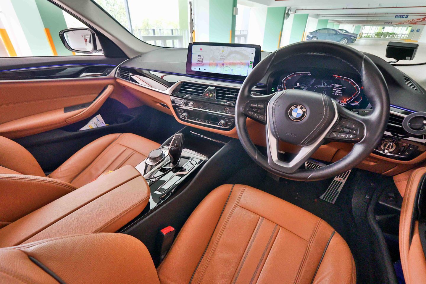 bmw-5-series-520i-mild-hybrid-executive-car-choice-singapore