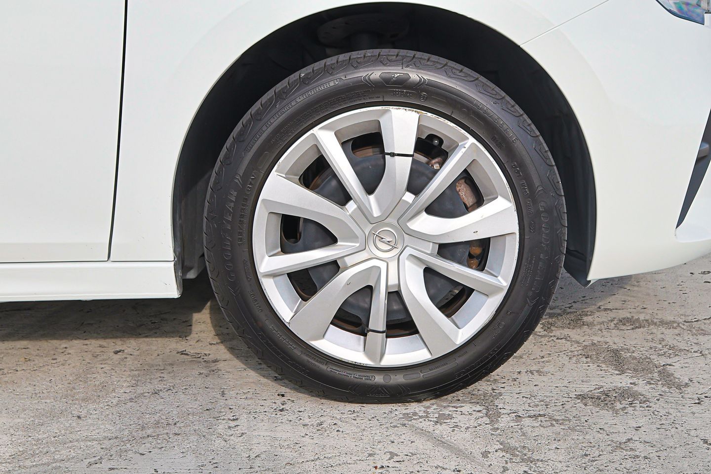 opel-corsa-e-electric-car-choice-singapore