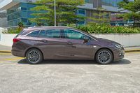 opel-astra-sports-tourer-10a-turbo-car-choice-singapore