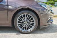 opel-astra-sports-tourer-10a-turbo-car-choice-singapore