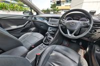 opel-astra-sports-tourer-10a-turbo-car-choice-singapore