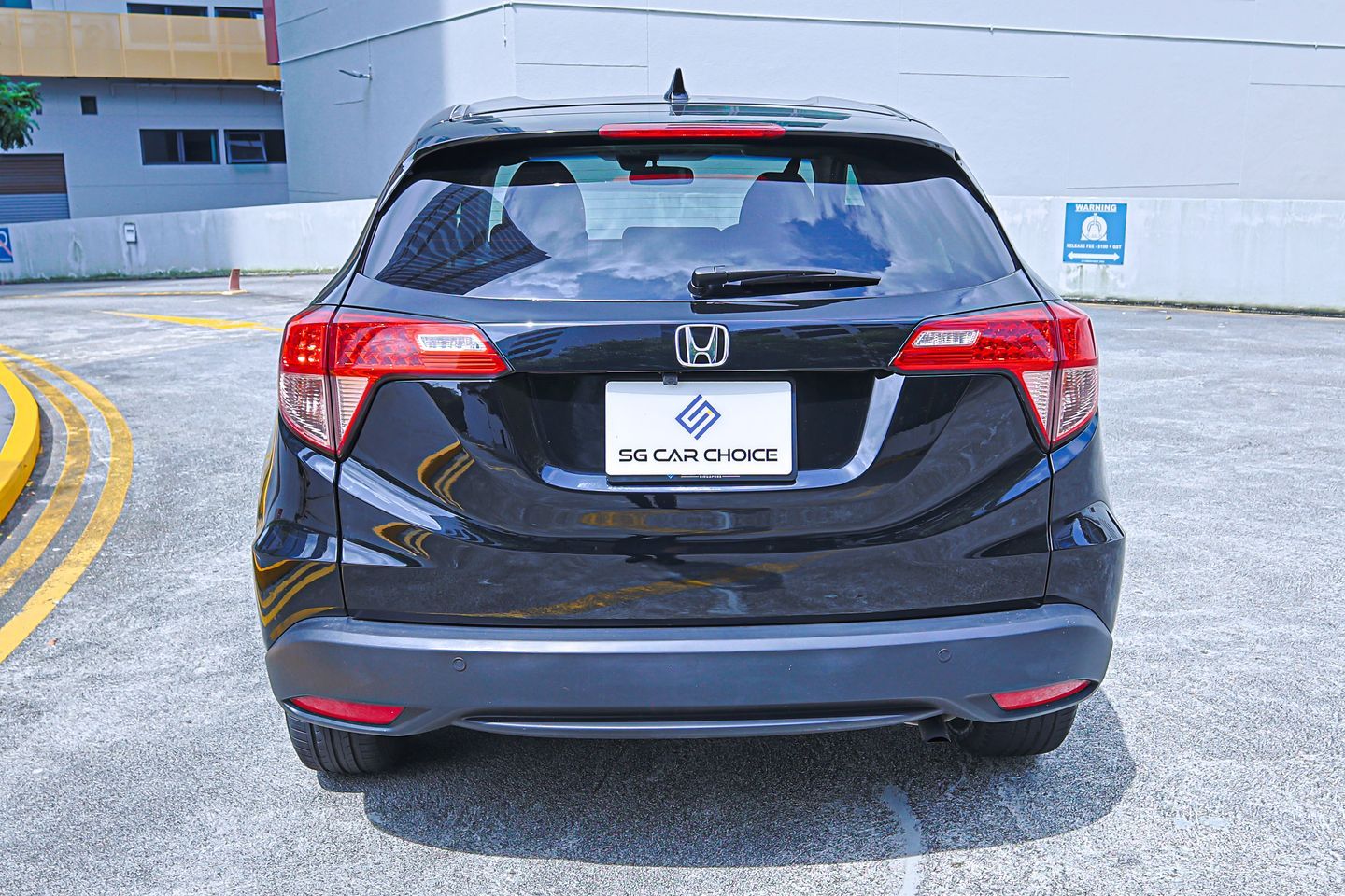 honda-vezel-15a-x-coe-till-032035-car-choice-singapore