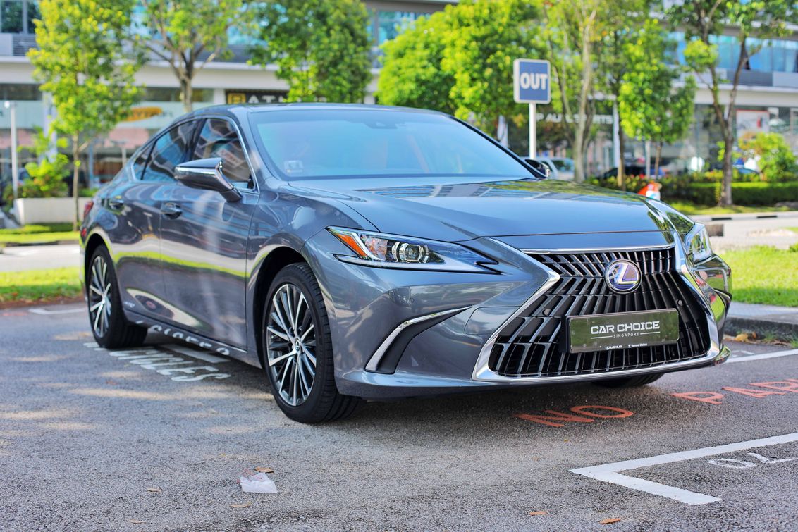 Certified pre owned lexus es300h executive sunroof car choice singapore