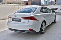 lexus-is-hybrid-is300h-luxury-car-choice-singapore