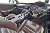 lexus-is-hybrid-is300h-luxury-car-choice-singapore