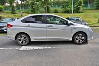 honda-grace-hybrid-15a-lx-car-choice-singapore