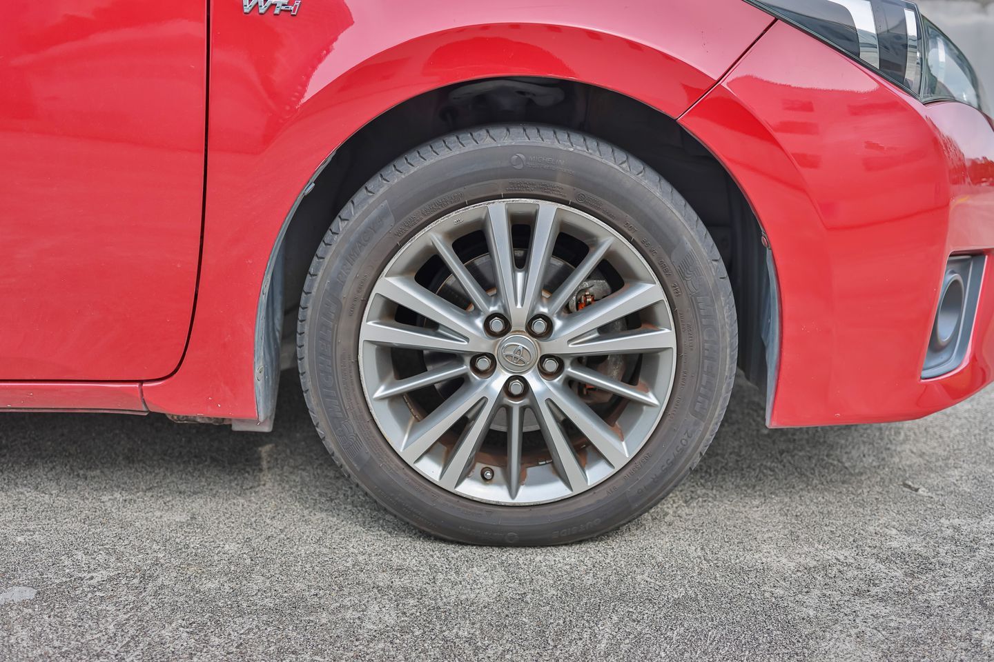 toyota-corolla-altis-16a-classic-car-choice-singapore