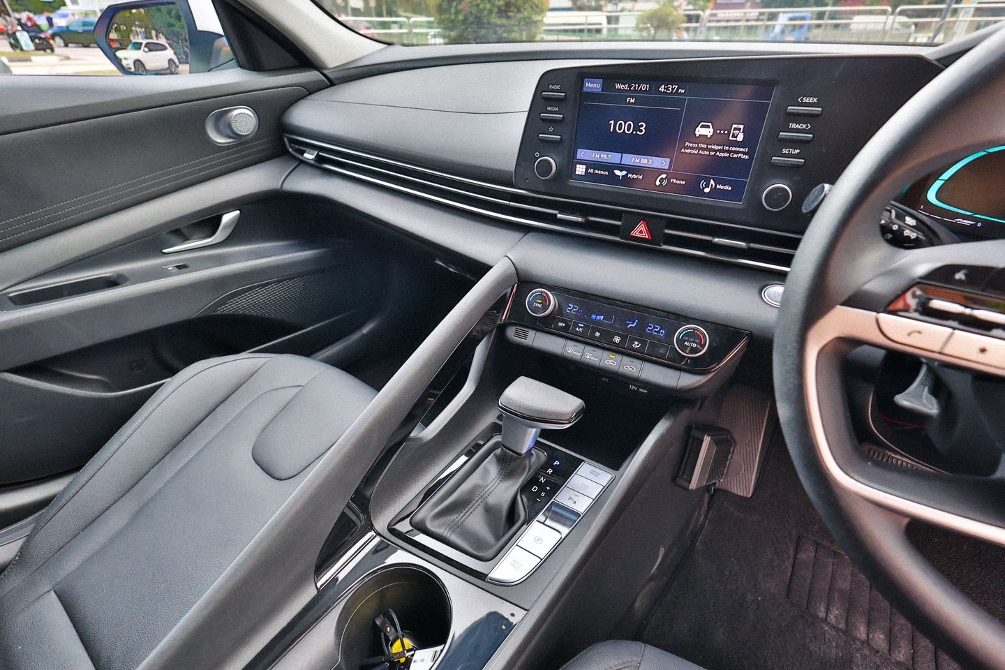 hyundai-avante-hybrid-16a-s-car-choice-singapore