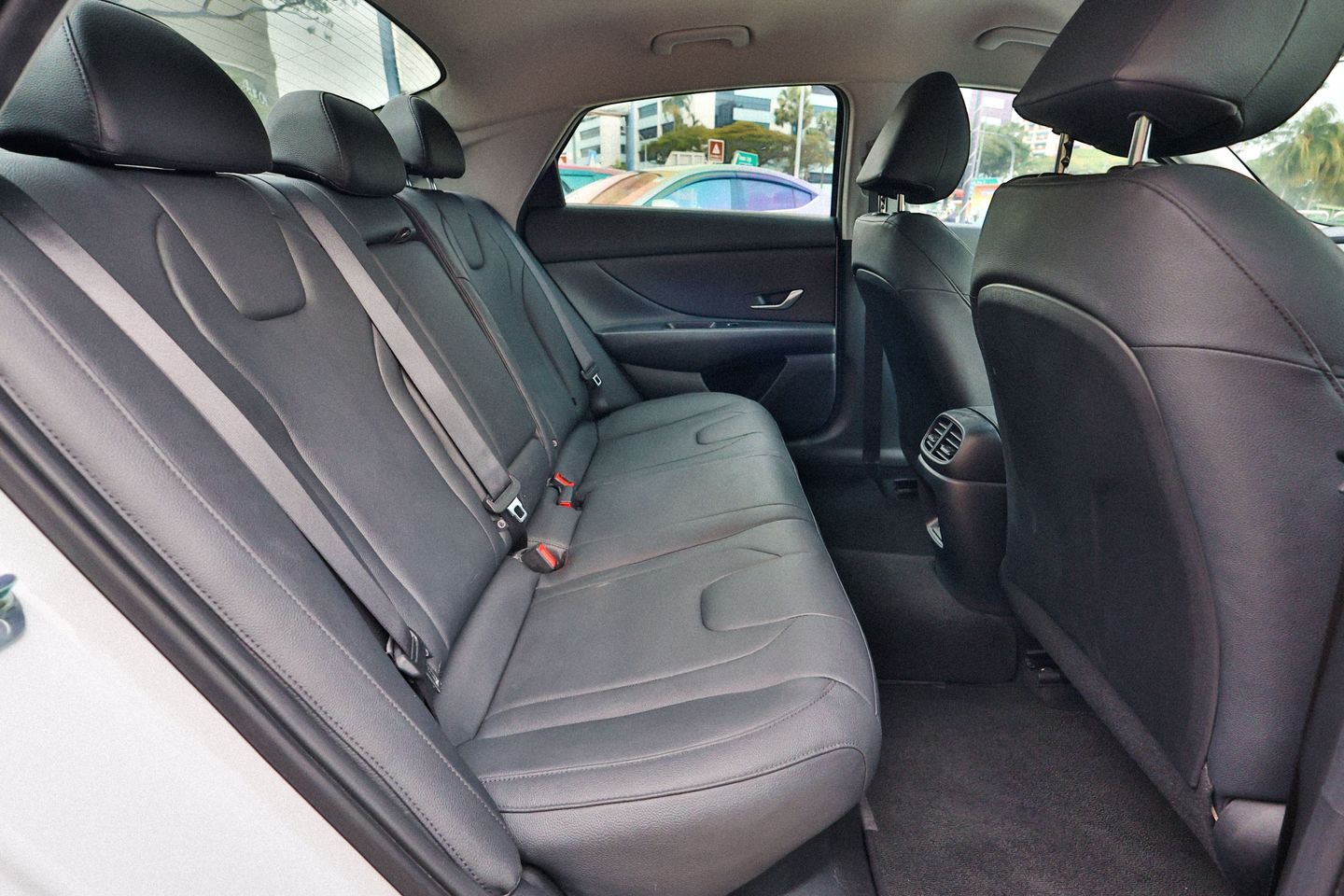 hyundai-avante-hybrid-16a-s-car-choice-singapore