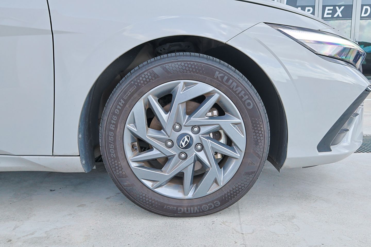 hyundai-avante-hybrid-16a-s-car-choice-singapore