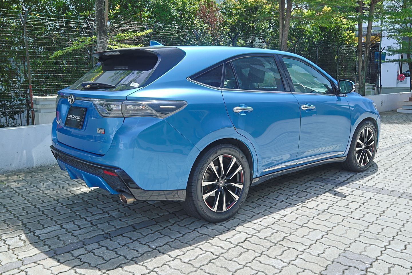 toyota-harrier-20a-gs-elegance-panoramic-new-10-yr-coe-car-choice-singapore