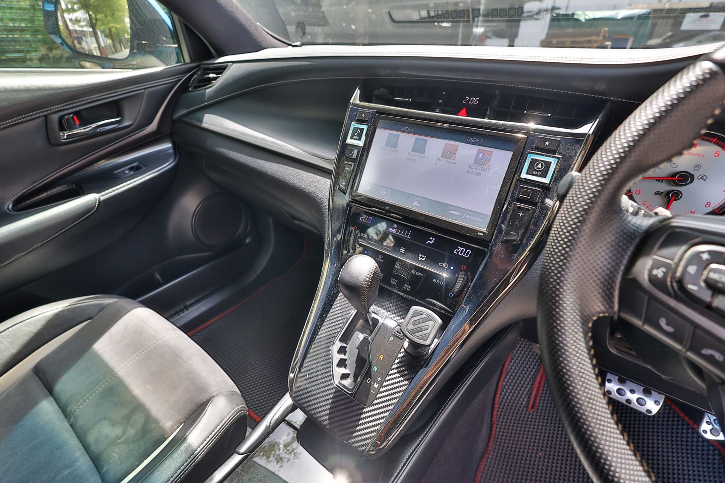 toyota-harrier-20a-gs-elegance-panoramic-new-10-yr-coe-car-choice-singapore