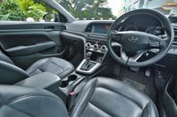 hyundai-avante-16a-gls-car-choice-singapore