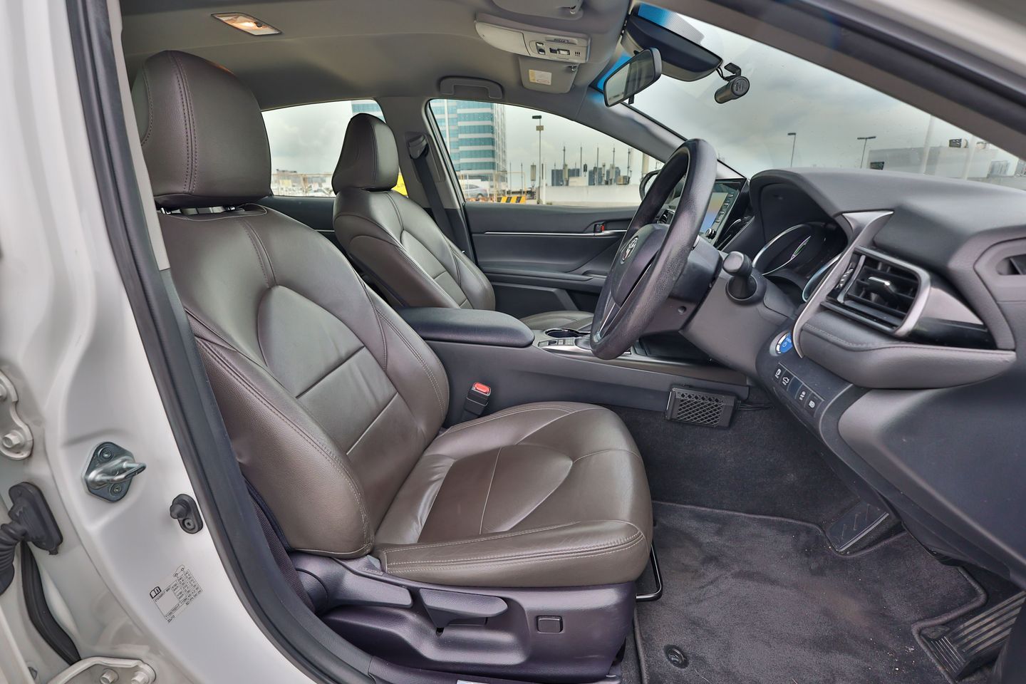 toyota-camry-hybrid-25a-ascent-car-choice-singapore