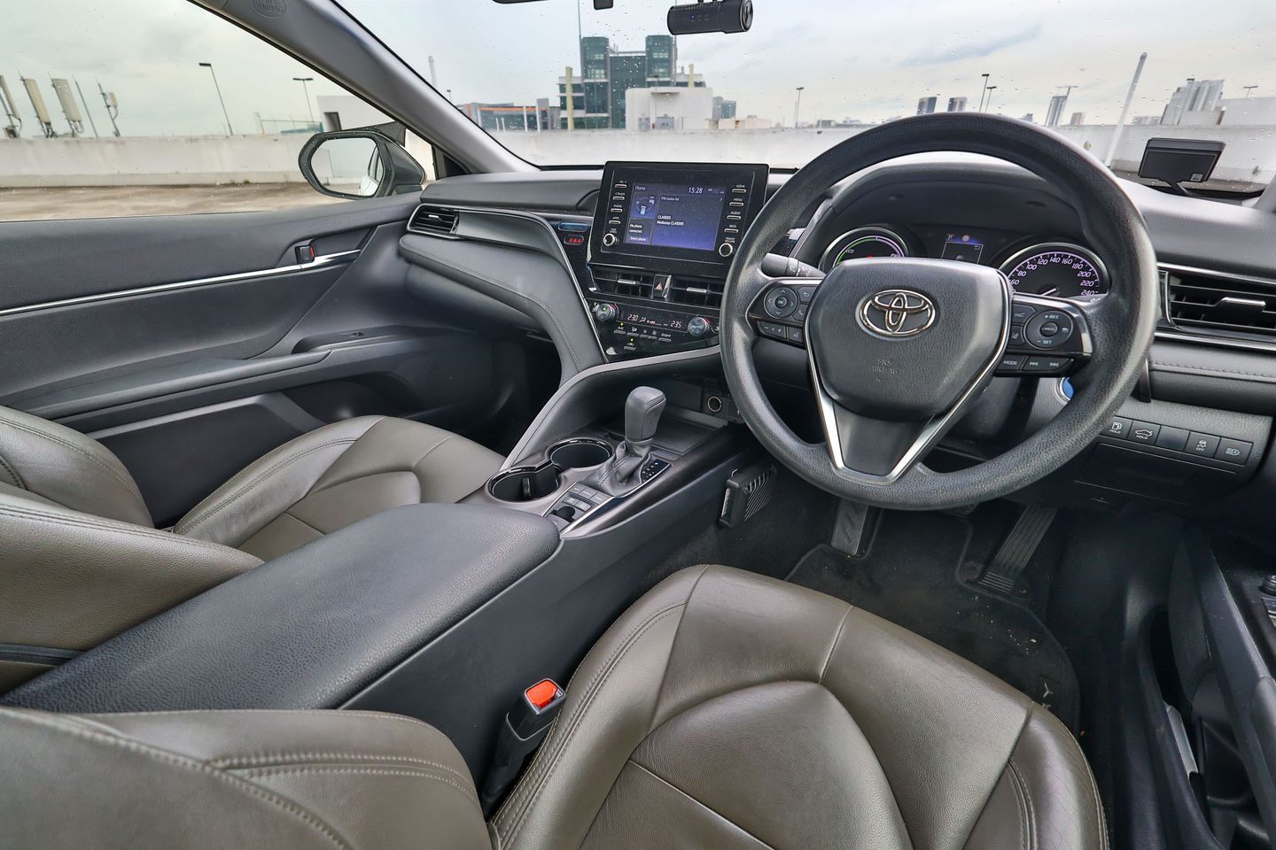 toyota-camry-hybrid-25a-ascent-car-choice-singapore