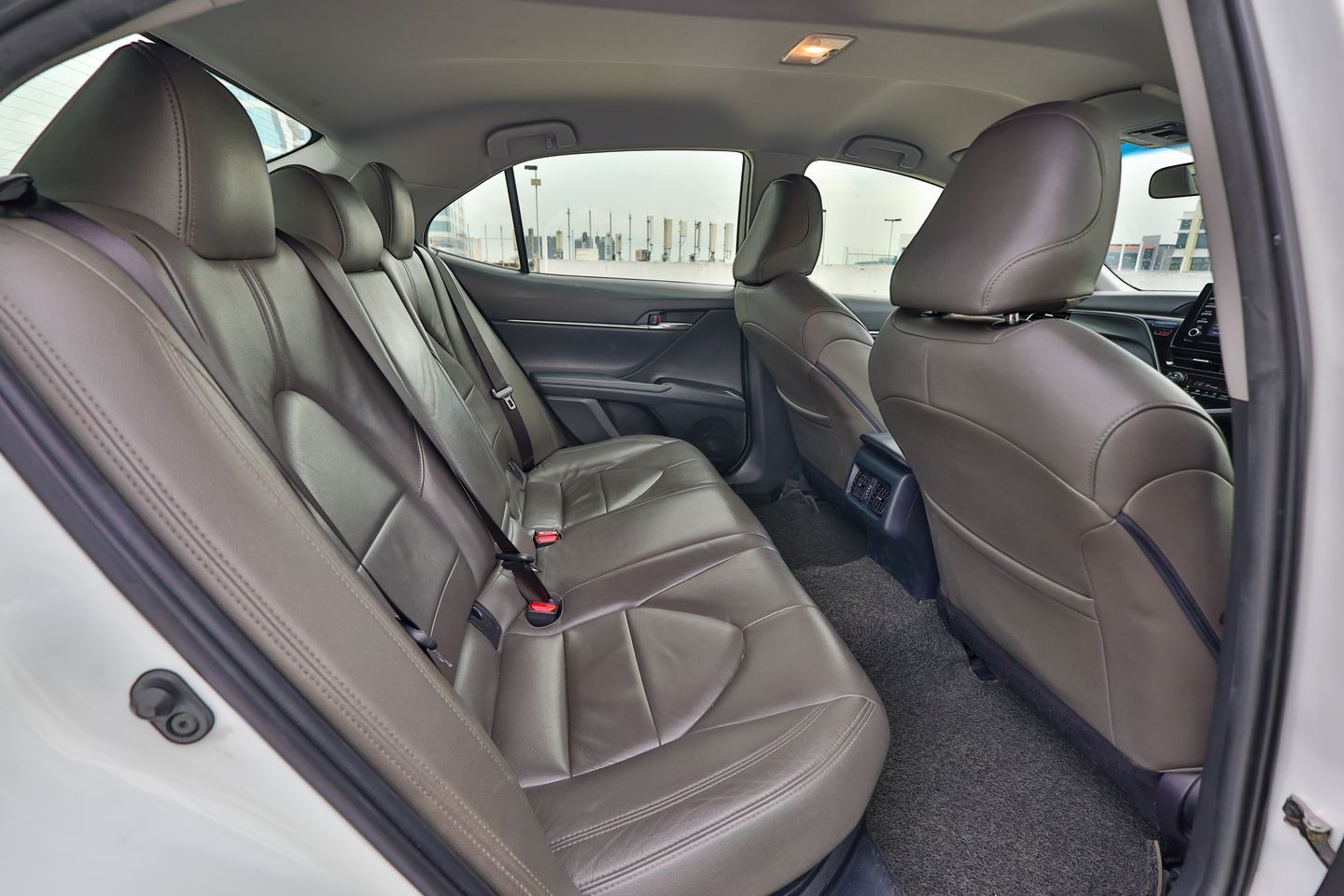 toyota-camry-hybrid-25a-ascent-car-choice-singapore
