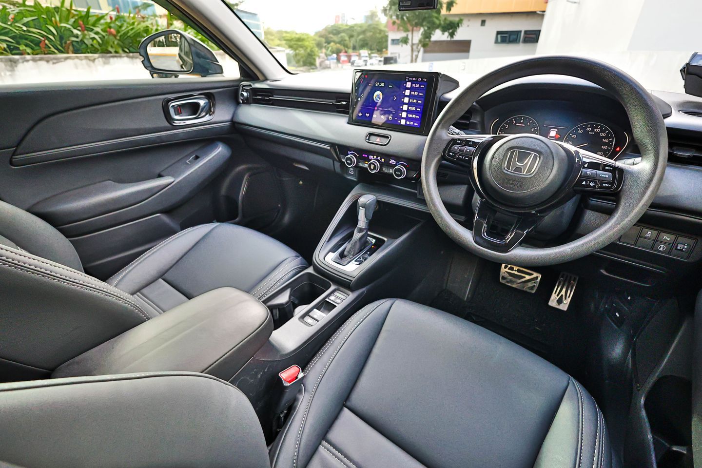 honda-vezel-15a-g-car-choice-singapore