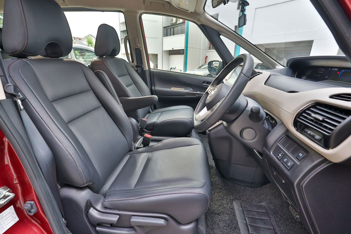 nissan-serena-e-power-hybrid-12a-highway-star-premium-car-choice-singapore