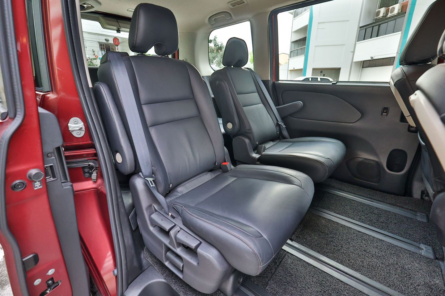 nissan-serena-e-power-hybrid-12a-highway-star-premium-car-choice-singapore