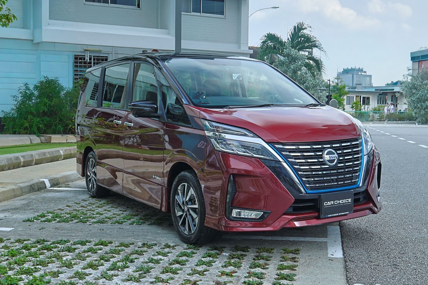 nissan-serena-e-power-hybrid-12a-highway-star-premium-car-choice-singapore