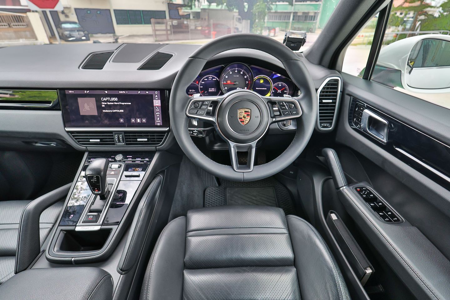 porsche-cayenne-30a-tip-panoramic-roof-car-choice-singapore